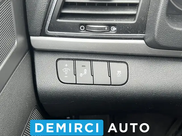 2018 Hyundai Elantra GL SE JAMAIS ACCIDENTÉETOIT OUVRANTSI - Photo 24