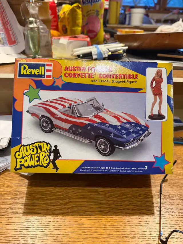 vintage Revell Austin Powers model kits from 1990 - Photo 2