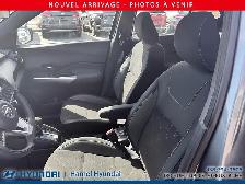 2020 Nissan Kicks SV FWD - Photo 2