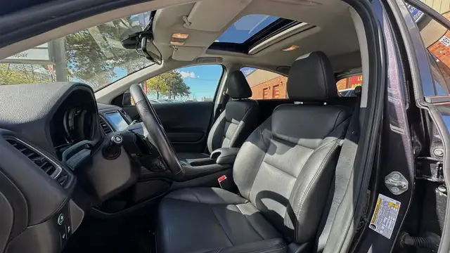 2017 Honda HR-V 4WD 4dr CVT EX-L w/Navi-LEATHER-SUNROOF-ALL WHEE - Photo 12