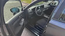 2022 Honda Civic LX CVT-LOW MILEAGE-CLEAN-KEYLESS ENTRY-HEATED S - Photo 9