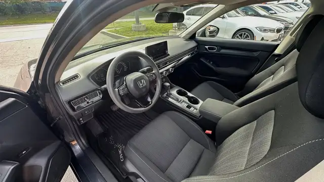 2022 Honda Civic LX CVT-LOW MILEAGE-CLEAN-KEYLESS ENTRY-HEATED S - Photo 11