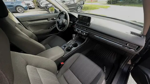2022 Honda Civic LX CVT-LOW MILEAGE-CLEAN-KEYLESS ENTRY-HEATED S - Photo 24