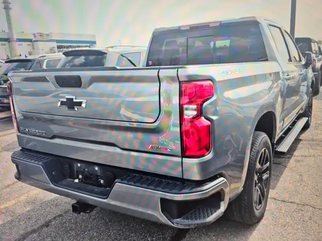 2024 Chevrolet Silverado 1500 - Photo 2