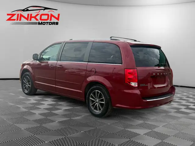 2016 Dodge Grand Caravan SXT PREMIUM PLUS | ONE-OWNER | CLEAN CA - Photo 3