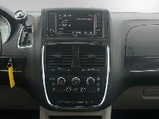2016 Dodge Grand Caravan SXT PREMIUM PLUS | ONE-OWNER | CLEAN CA - Photo 15