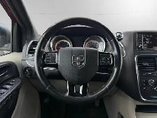 2016 Dodge Grand Caravan SXT PREMIUM PLUS | ONE-OWNER | CLEAN CA - Photo 16