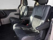 2016 Dodge Grand Caravan SXT PREMIUM PLUS | ONE-OWNER | CLEAN CA - Photo 17