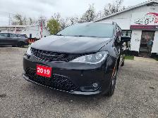 2019 CHRYSLER PACIFICA TOURING PLUS S - Photo 4