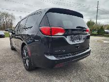2019 CHRYSLER PACIFICA TOURING PLUS S - Photo 6