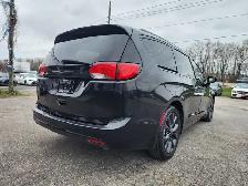 2019 CHRYSLER PACIFICA TOURING PLUS S - Photo 8