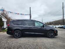 2019 CHRYSLER PACIFICA TOURING PLUS S - Photo 9