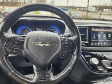 2019 CHRYSLER PACIFICA TOURING PLUS S - Photo 17