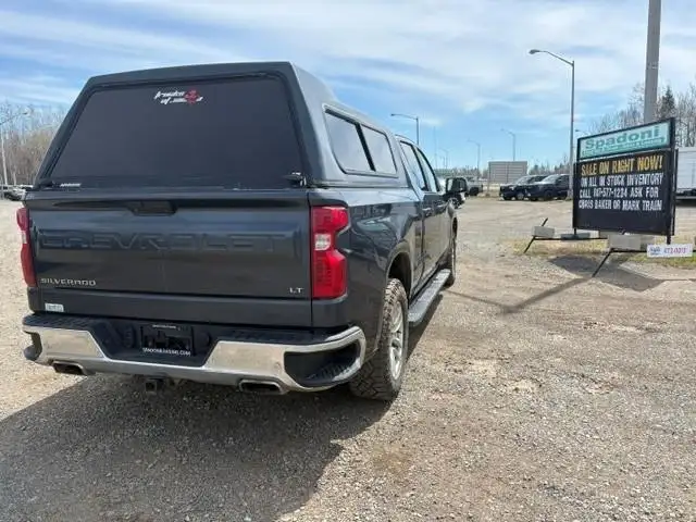 2020 Chevrolet Silverado 1500 LT - Photo 2