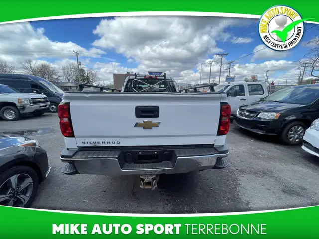 Chevrolet Silverado 2500HD Camion de travail cabine multiplace 4 - Photo 4