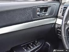 2010 Subaru Legacy 4dr Sdn Auto 2.5i AWD - Photo 16