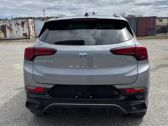 2025 BUICK ENCORE GX  AWD  MUST SEE SPORT TOURING - Photo 4