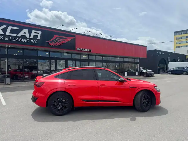 2024 Audi E-Tron QUATTRO LEATHER PAN/ROOF NAV B/SPOT L/ASSIST CA - Photo 5