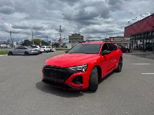 2024 Audi E-Tron QUATTRO LEATHER PAN/ROOF NAV B/SPOT L/ASSIST CA - Photo 6