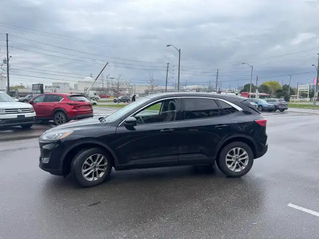 2021 Ford Escape SE AUTO NAV B/SPOT L/ASSIST P/START CARPLAY CAM - Photo 4
