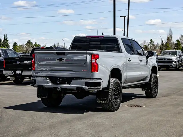 2024 Chevrolet Silverado 1500 RST True North Premium 5.3L Z71 - Photo 13