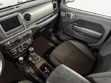 Jeep Gladiator Sport S 4x4 2021 à vendre - Photo 18