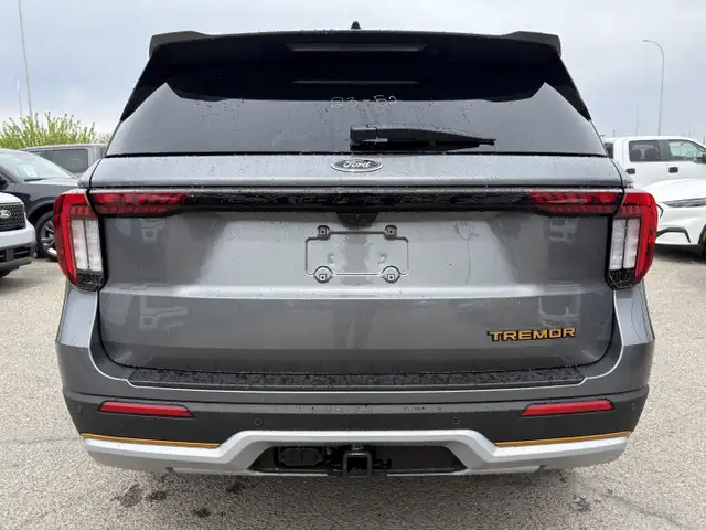 2026 Ford Explorer TREMOR | TREMOR CONVENIENCE PACKAGE - Photo 9