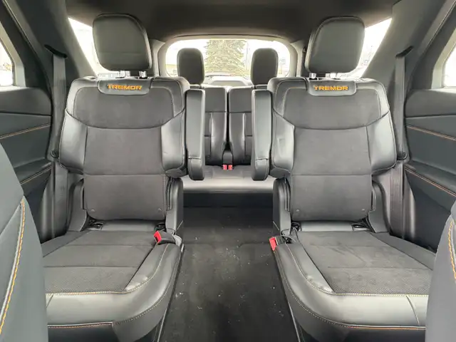2026 Ford Explorer TREMOR | TREMOR CONVENIENCE PACKAGE - Photo 33