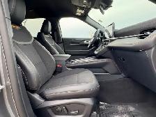 2026 Ford Explorer TREMOR | TREMOR CONVENIENCE PACKAGE - Photo 36
