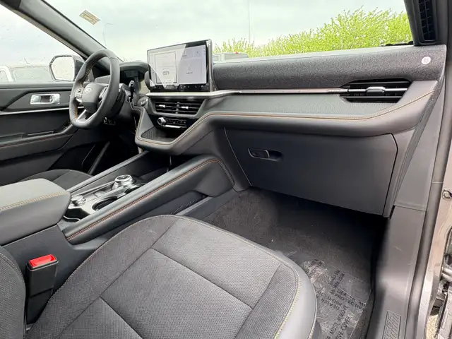 2026 Ford Explorer TREMOR | TREMOR CONVENIENCE PACKAGE - Photo 37