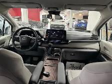 2024 Toyota Sienna LE 8-Passenger AWD HYBRID - Photo 15