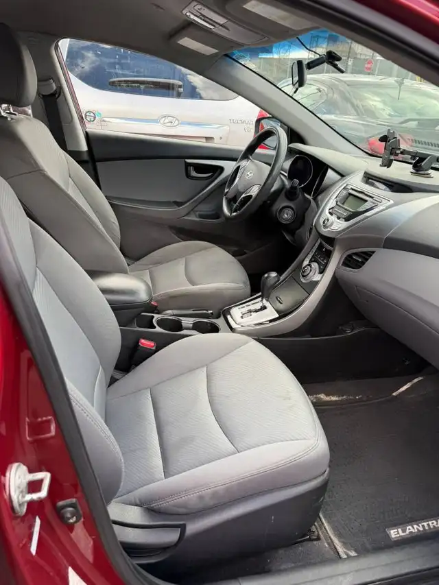2011 HYUNDAI Elantra AUTOMATIQUE / AIR CLIMATISER - Photo 3
