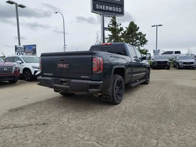 2017 GMC Sierra 1500 Denali 6.2L 6'6 Box | Sunroof - Photo 6