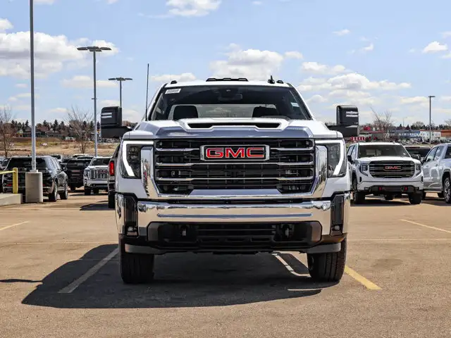 2026 GMC Sierra 3500HD SLE - Photo 3