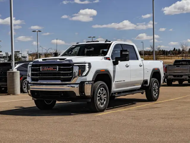 2026 GMC Sierra 3500HD SLE - Photo 4