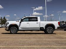 2026 GMC Sierra 3500HD SLE - Photo 5