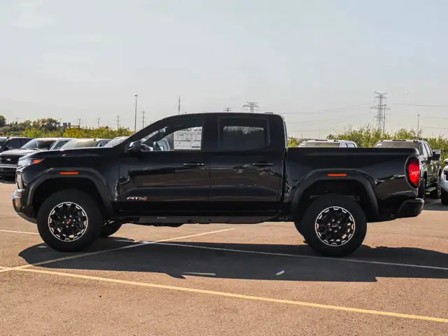 2026 GMC Canyon AT4 - Photo 5
