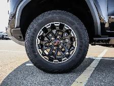 2026 GMC Canyon AT4 - Photo 9