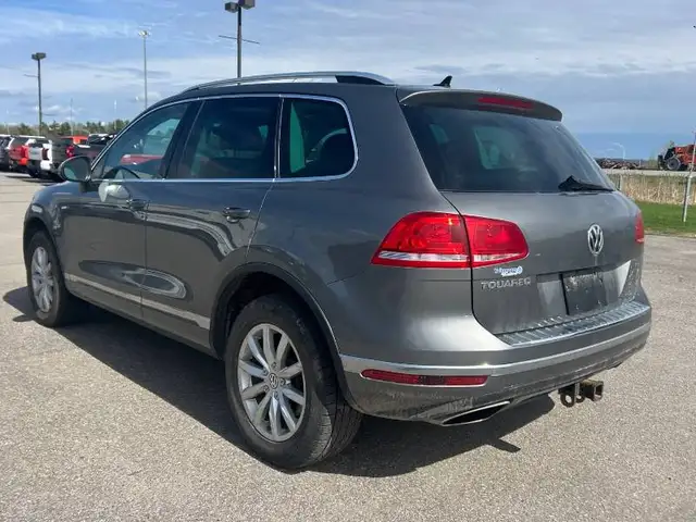 2017 VOLKSWAGEN TOUAREG SPORTLINE V6 | AWD | FULLY LOADED - Photo 6