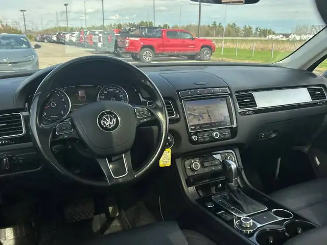 2017 VOLKSWAGEN TOUAREG SPORTLINE V6 | AWD | FULLY LOADED - Photo 7