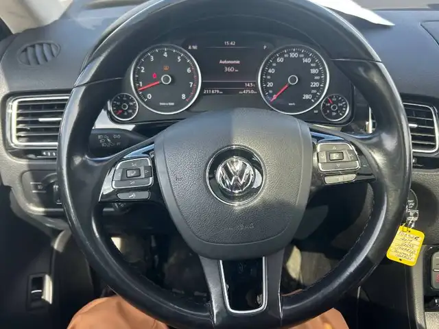 2017 VOLKSWAGEN TOUAREG SPORTLINE V6 | AWD | FULLY LOADED - Photo 9