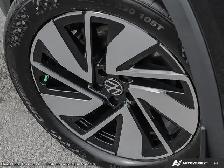 2026 Volkswagen Atlas Highline | BLACK WHEELS PACKAGE - Photo 8