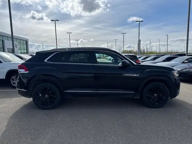 2022 Volkswagen Atlas Cross Sport Highline - Photo 2