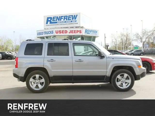 2017 Jeep Patriot North Edition  AWD | Heated Seats |