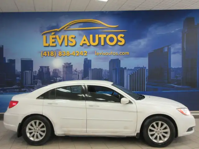 CHRYSLER 200 2011 AUTOMATIQUE BAS PRIX 193700 KM