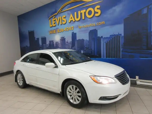 CHRYSLER 200 2011 AUTOMATIQUE BAS PRIX 193700 KM - Photo 2