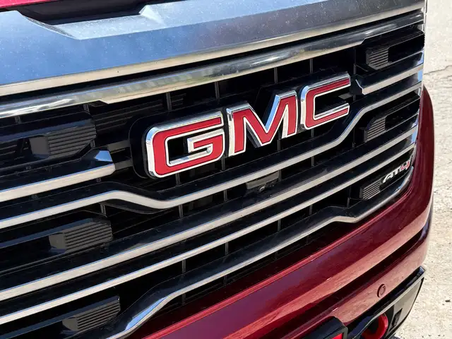2024 GMC Sierra 1500 AT4 - Photo 10