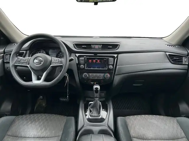 2018 Nissan Rogue S / AWD - Photo 14