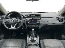 2018 Nissan Rogue S / AWD - Photo 14