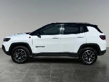 2024 Jeep Compass Trailhawk / 4WD - Photo 2